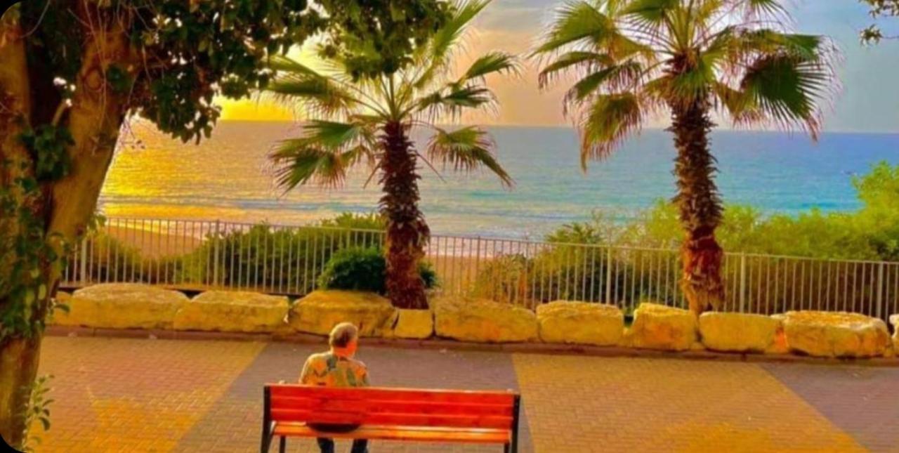 7 Hotel Apartment Short Time TLV BAT YAM Exterior foto