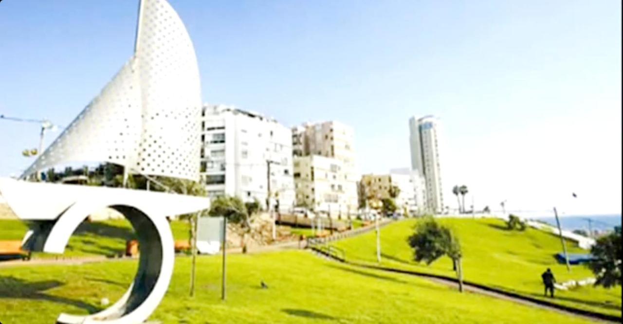 7 Hotel Apartment Short Time TLV BAT YAM Exterior foto
