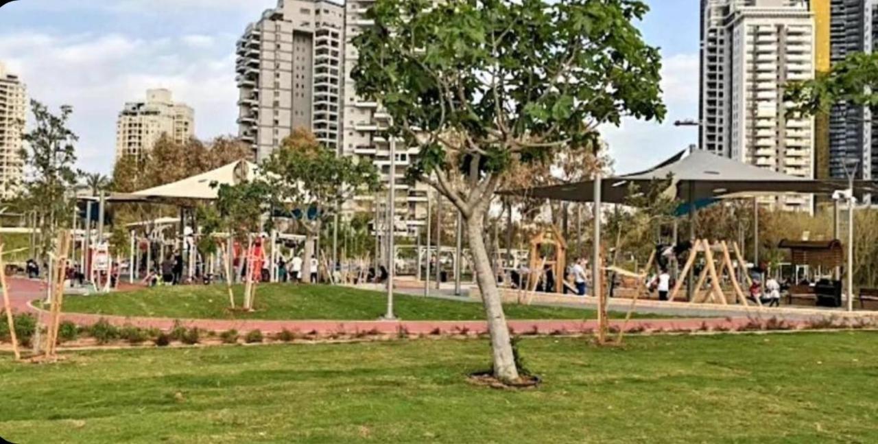 7 Hotel Apartment Short Time TLV BAT YAM Exterior foto
